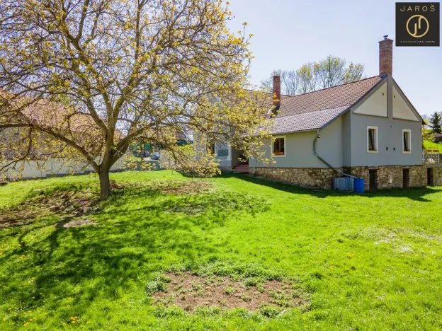 Prodej zemědělské usedlosti, Červené Pečky - Bořetice, 167 m2