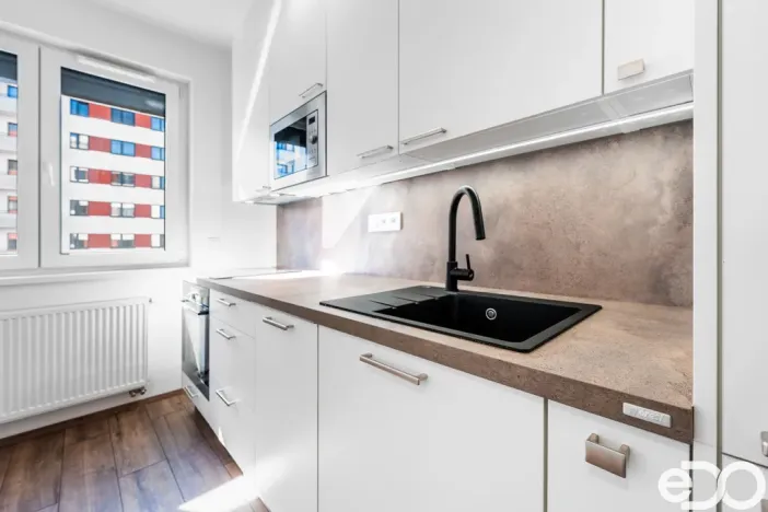 Pronájem bytu 1+kk, Praha - Hlubočepy, Fabiánové, 31 m2