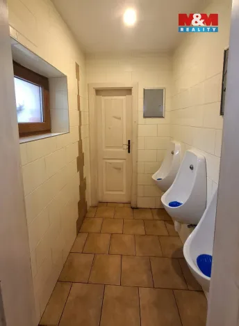 Pronájem restaurace, Holice, Smetanova, 220 m2