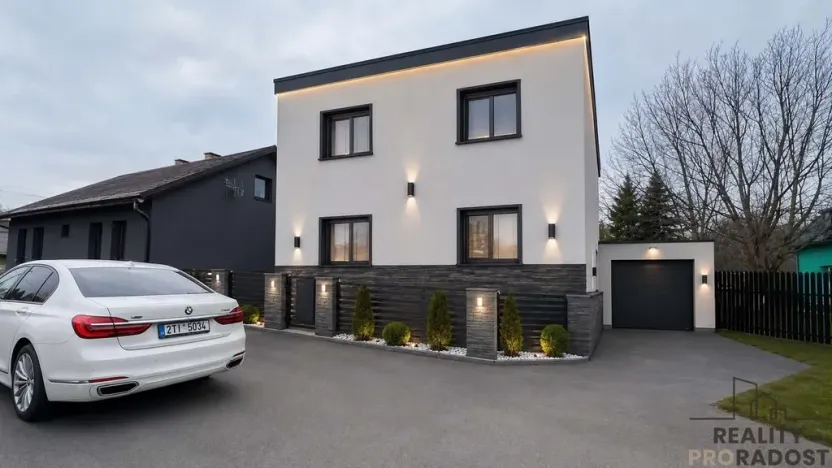 Prodej rodinného domu, Hrádek, 141 m2