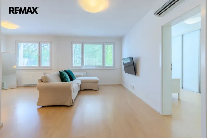 Prodej bytu 4+kk, Praha - Nusle, Pujmanové, 81 m2