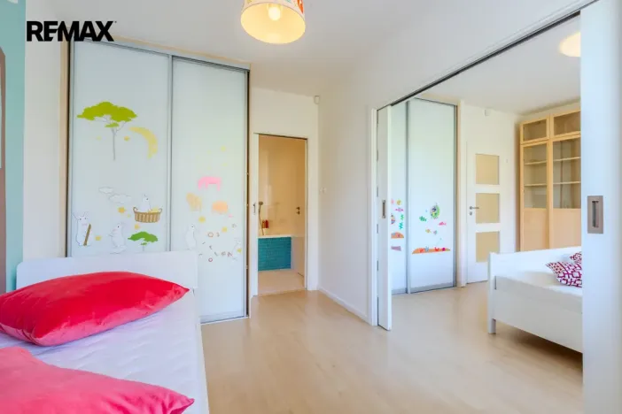 Prodej bytu 4+kk, Praha - Nusle, Pujmanové, 81 m2