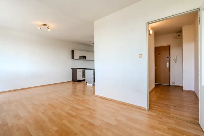 Prodej bytu 1+kk, Praha - Prosek, Vysočanská, 37 m2