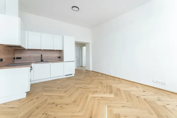 Prodej bytu 2+kk, Praha - Smíchov, Hořejší nábřeží, 47 m2