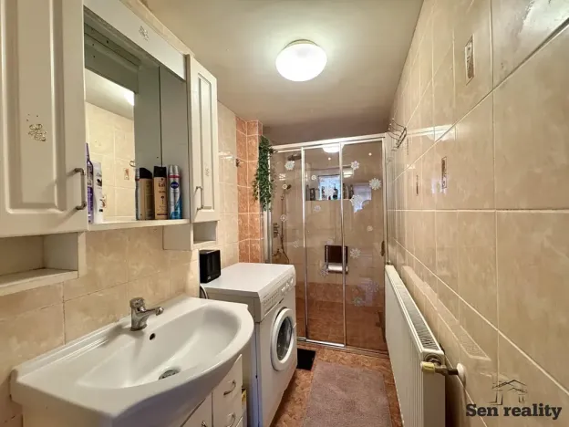 Prodej rodinného domu, Ostrov, 90 m2