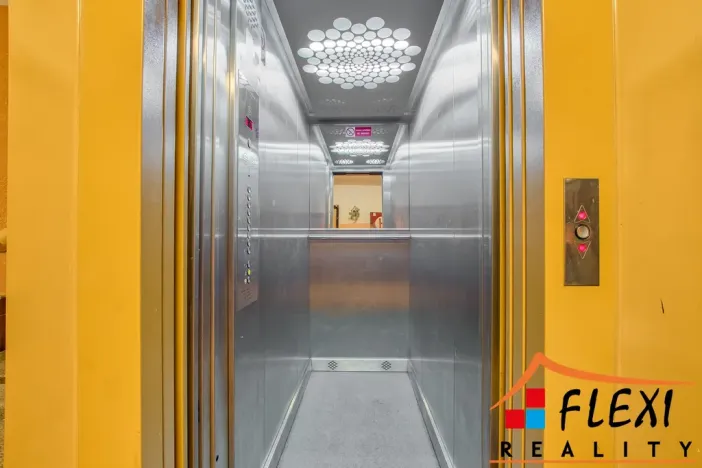 Pronájem bytu 1+kk, Frýdek-Místek - Frýdek, Klicperova, 33 m2