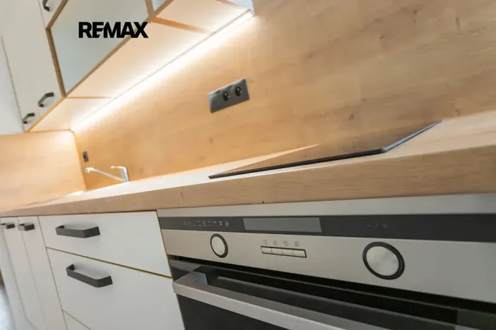 Prodej bytu 2+1, Louny, Josefa Schovánka, 59 m2