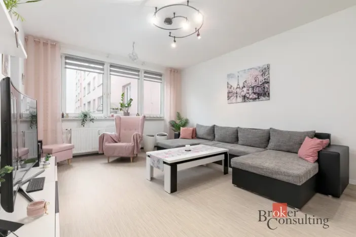 Prodej bytu 3+1, Orlová - Lutyně, Karla Dvořáčka, 71 m2