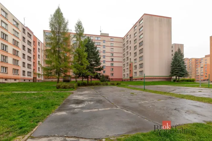 Prodej bytu 3+1, Orlová - Lutyně, Karla Dvořáčka, 71 m2