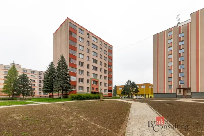 Prodej bytu 3+1, Orlová - Lutyně, Karla Dvořáčka, 71 m2