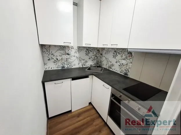 Pronájem bytu 2+kk, Praha - Vinohrady, Máchova, 41 m2