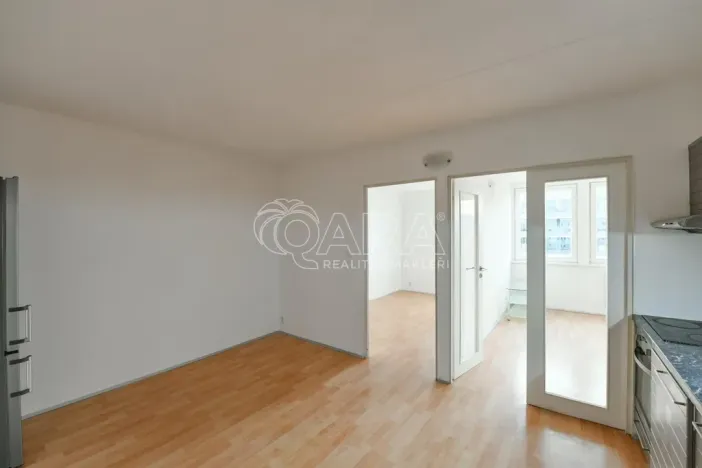 Pronájem bytu 3+kk, Praha - Karlín, Molákova, 42 m2