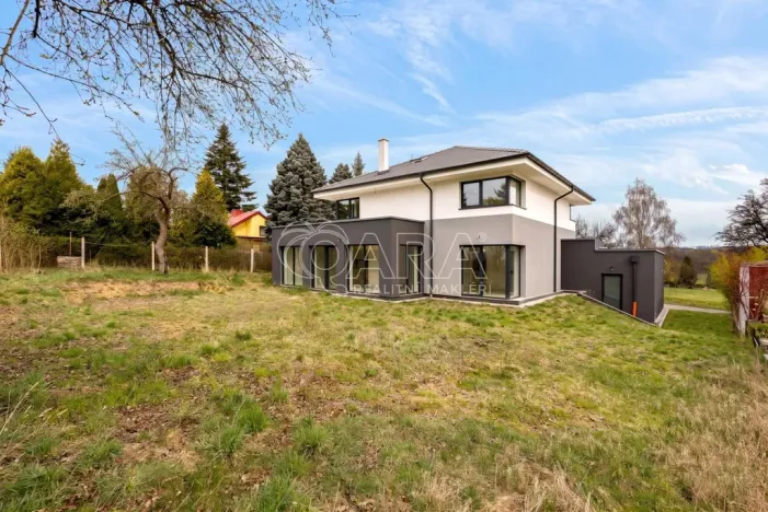 Prodej rodinného domu, Kamenice - Nová Hospoda, Na Pokraji, 259 m2