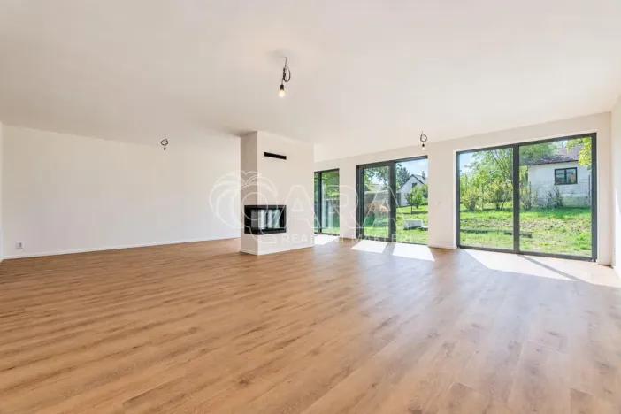 Prodej rodinného domu, Kamenice - Nová Hospoda, Na Pokraji, 259 m2