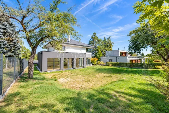 Prodej rodinného domu, Kamenice - Nová Hospoda, Na Pokraji, 259 m2