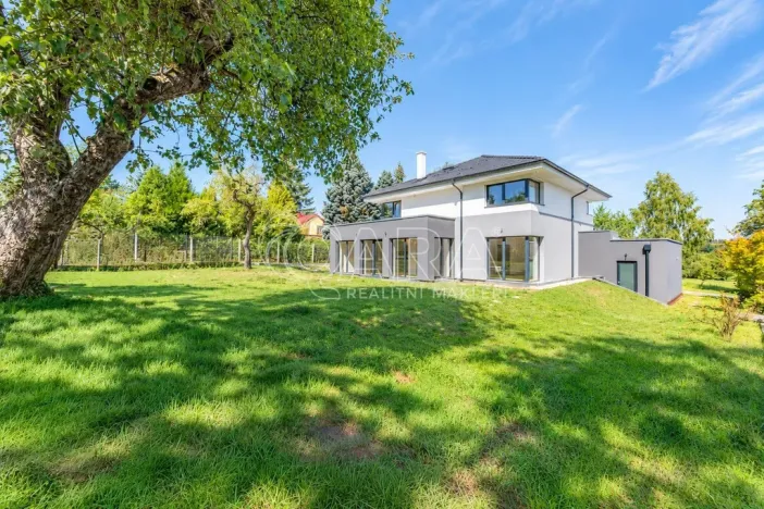 Prodej rodinného domu, Kamenice - Nová Hospoda, Na Pokraji, 259 m2
