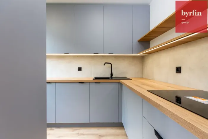 Prodej bytu 2+1, Ostrava, Bohumíra Četyny, 42 m2