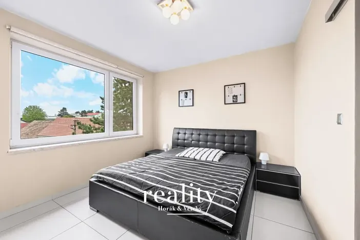 Prodej bytu 3+kk, Dyjákovice, 81 m2