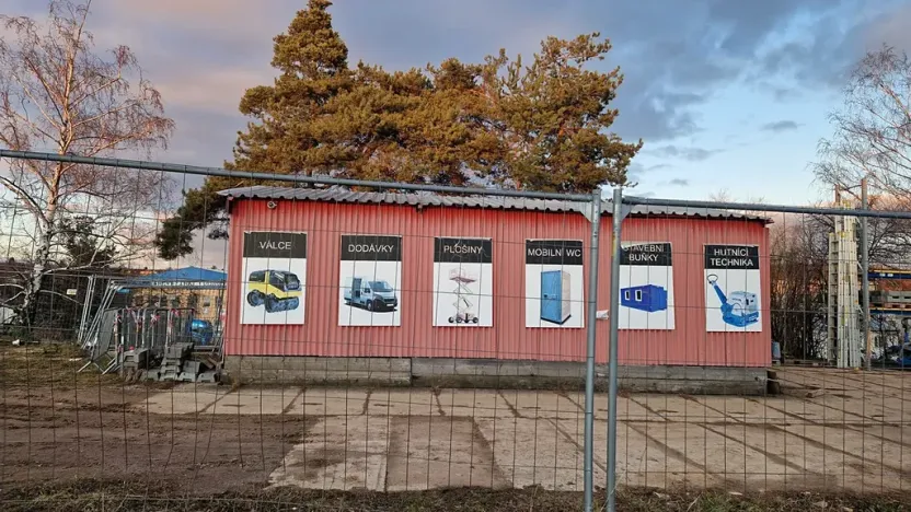Pronájem obchodního prostoru, Znojmo, Dobšická, 500 m2
