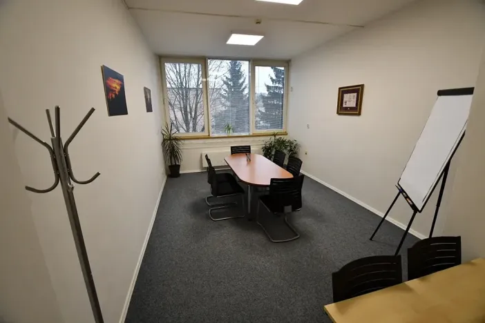 Pronájem kanceláře, Žďár nad Sázavou, Havlíčkovo nám., 230 m2