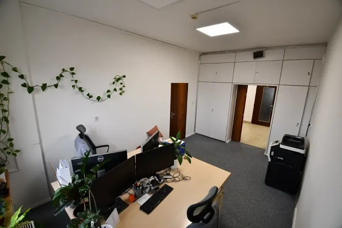Pronájem kanceláře, Žďár nad Sázavou, Havlíčkovo nám., 230 m2