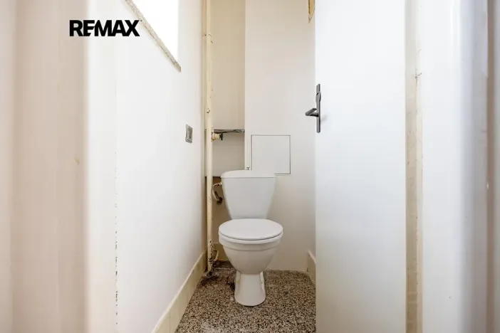 Prodej bytu 2+1, Praha - Dejvice, Na viničních horách, 58 m2