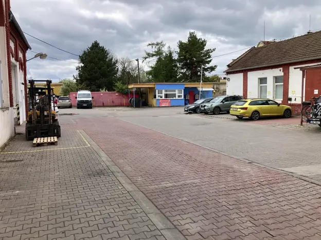 Pronájem skladu, Brno, Valchařská, 371 m2