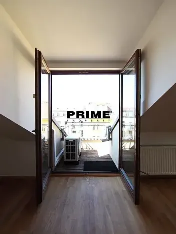 Pronájem kanceláře, Praha - Smíchov, Štefánikova, 168 m2