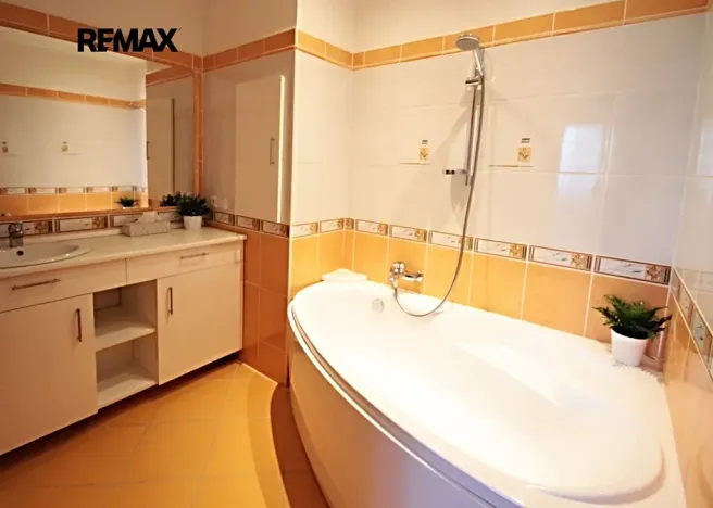 Pronájem bytu 3+kk, Kolín, Rimavské Soboty, 68 m2