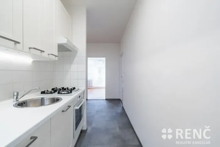 Pronájem bytu 3+1, Brno, Řezáčova, 75 m2