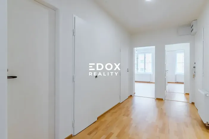 Prodej bytu 3+1, Praha - Vinohrady, Hradecká, 95 m2