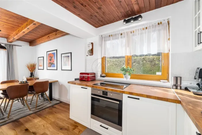 Prodej rodinného domu, Frymburk, 144 m2