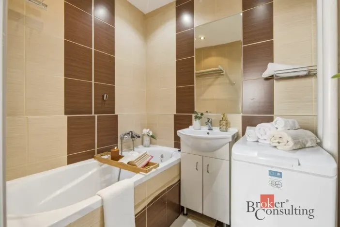 Prodej bytu 3+1, Praha - Malešice, Káranská, 72 m2