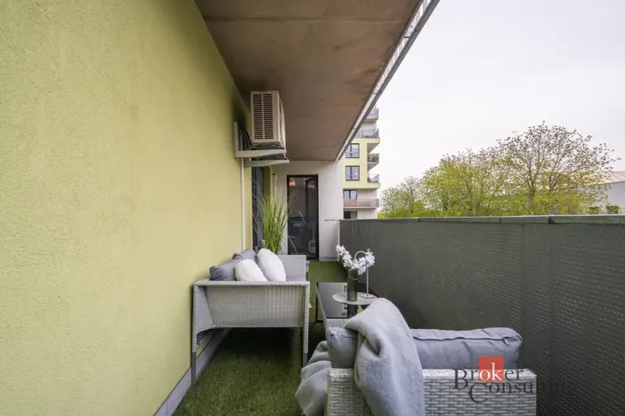 Prodej bytu 2+kk, Pardubice - Zelené Předměstí, Boženy Vikové-Kunětické, 60 m2