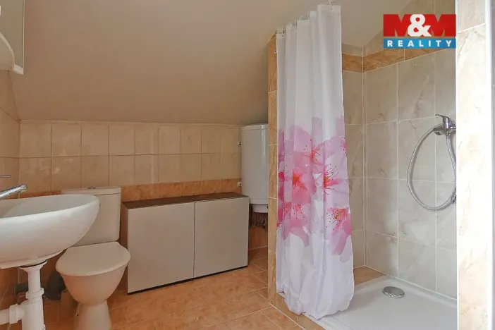 Pronájem bytu 1+1, Červené Pečky, Dobešovice, 40 m2