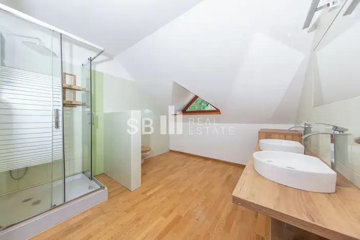 Prodej rodinného domu, Borová, 230 m2