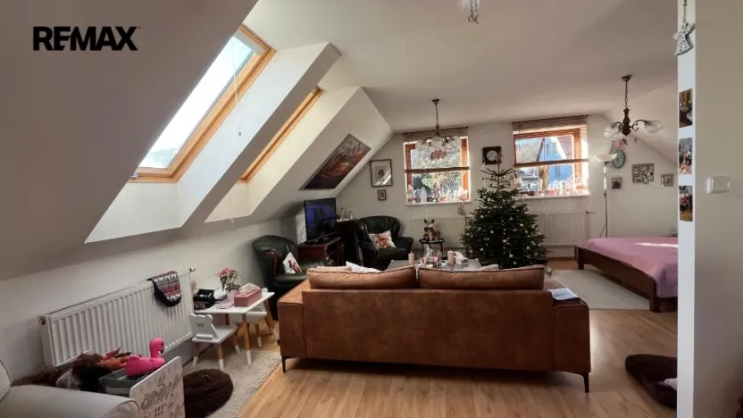 Prodej rodinného domu, Pelhřimov, Cholossiova, 220 m2