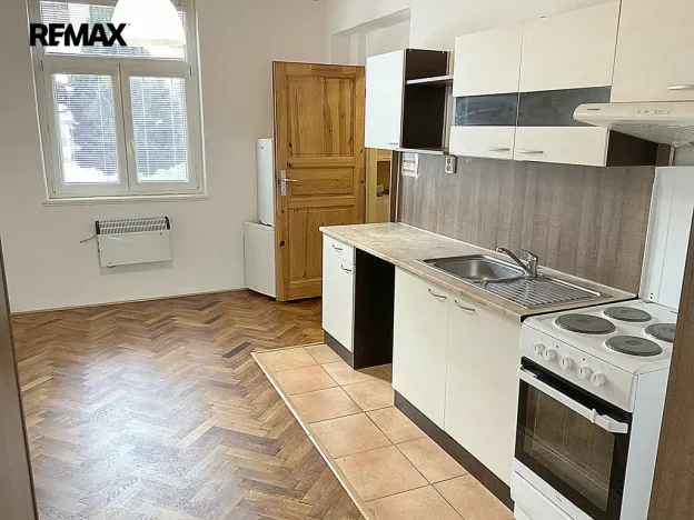 Pronájem bytu 1+1, Hradec Králové - Nový Hradec Králové, Brněnská, 44 m2