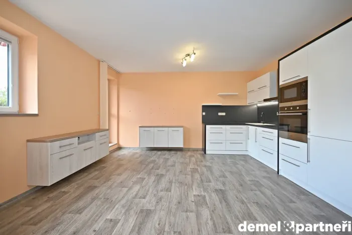 Pronájem bytu 1+kk, Jindřichův Hradec, Nušlova, 36 m2