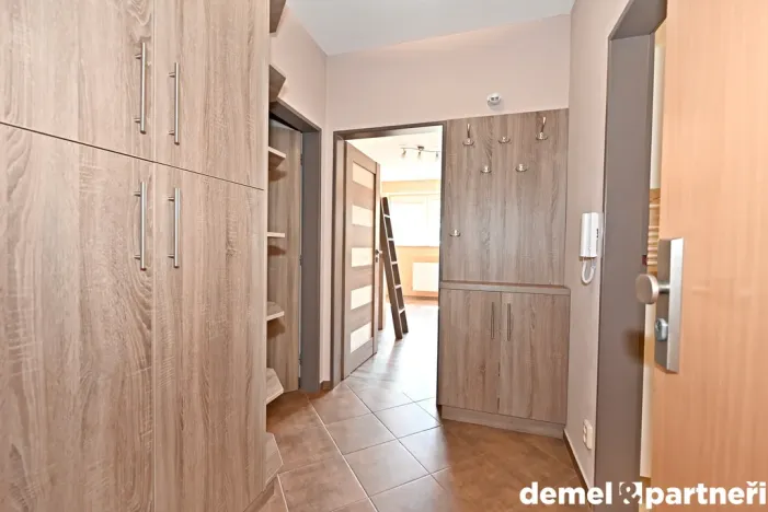 Pronájem bytu 1+kk, Jindřichův Hradec, Nušlova, 36 m2