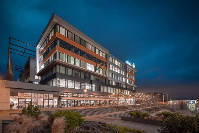 Pronájem kanceláře, Praha, Siemensova, 270 m2