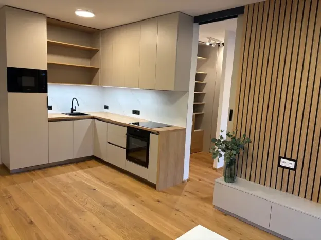 Pronájem bytu 2+kk, Praha - Košíře, Starokošířská, 46 m2