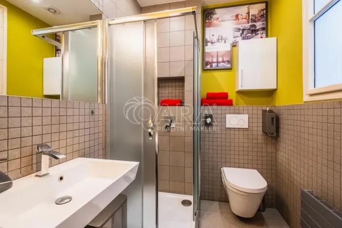 Pronájem kanceláře, Praha - Bubeneč, V. P. Čkalova, 100 m2