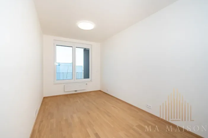 Pronájem bytu 2+kk, Praha - Vysočany, Smržových, 55 m2
