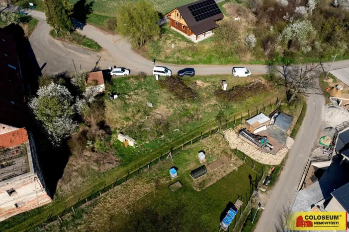 Prodej pozemku pro bydlení, Nemotice, 460 m2