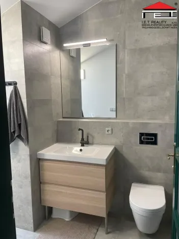 Pronájem atypického bytu, Frýdek-Místek, Na Půstkách, 127 m2