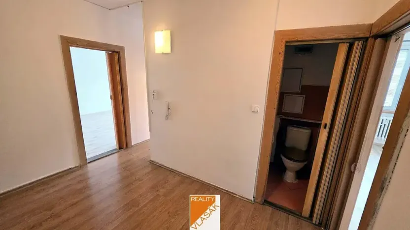 Pronájem bytu 2+1, Kadaň, Na Podlesí, 55 m2