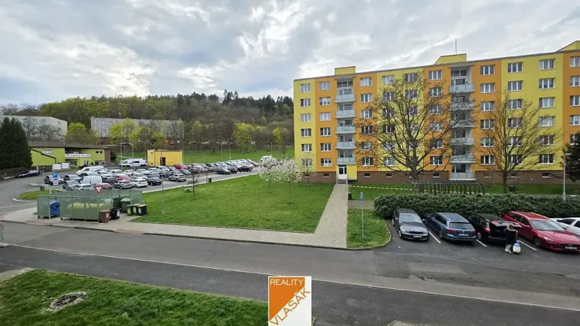 Pronájem bytu 2+1, Kadaň, Na Podlesí, 55 m2