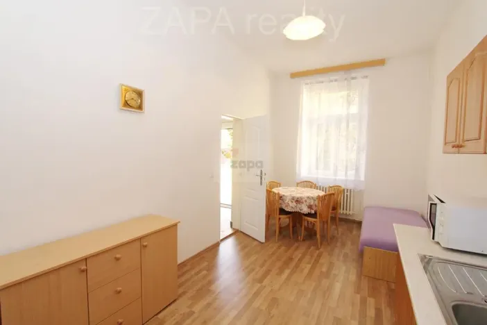 Pronájem bytu 2+1, Praha - Smíchov, Na Celné, 71 m2