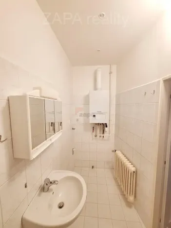 Pronájem bytu 2+1, Praha - Smíchov, Na Celné, 71 m2